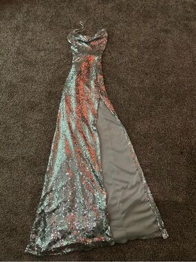 b smart white sequin dress B. Smart Dresses | B. Smart White Dress With Iridescent Sequins | Color: Silver/White | Size: 6